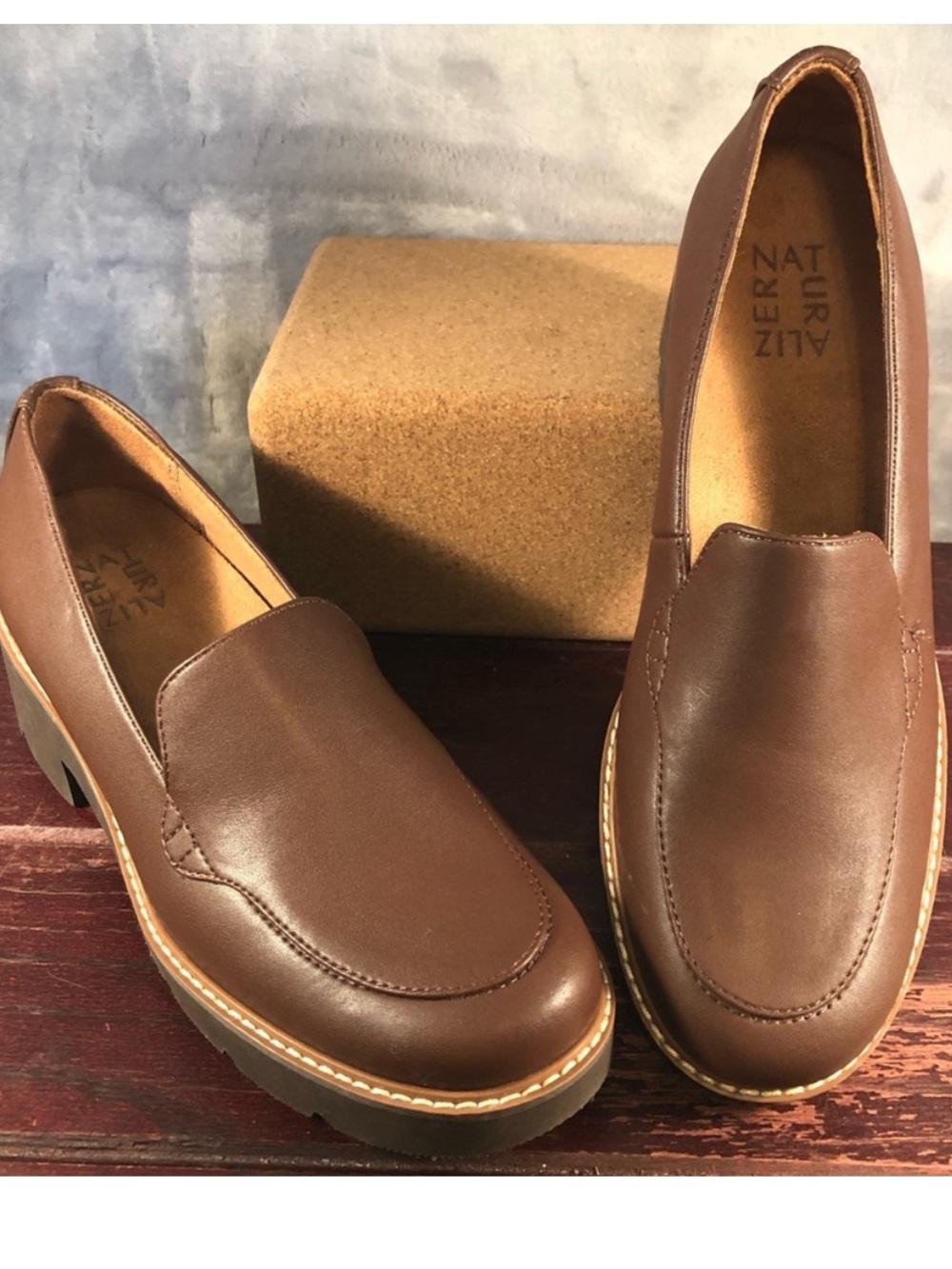 NWOT CABARET LOAFER Naturalizer SZ 9.5